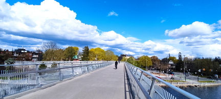 Streeting as seen from Rideau Canal